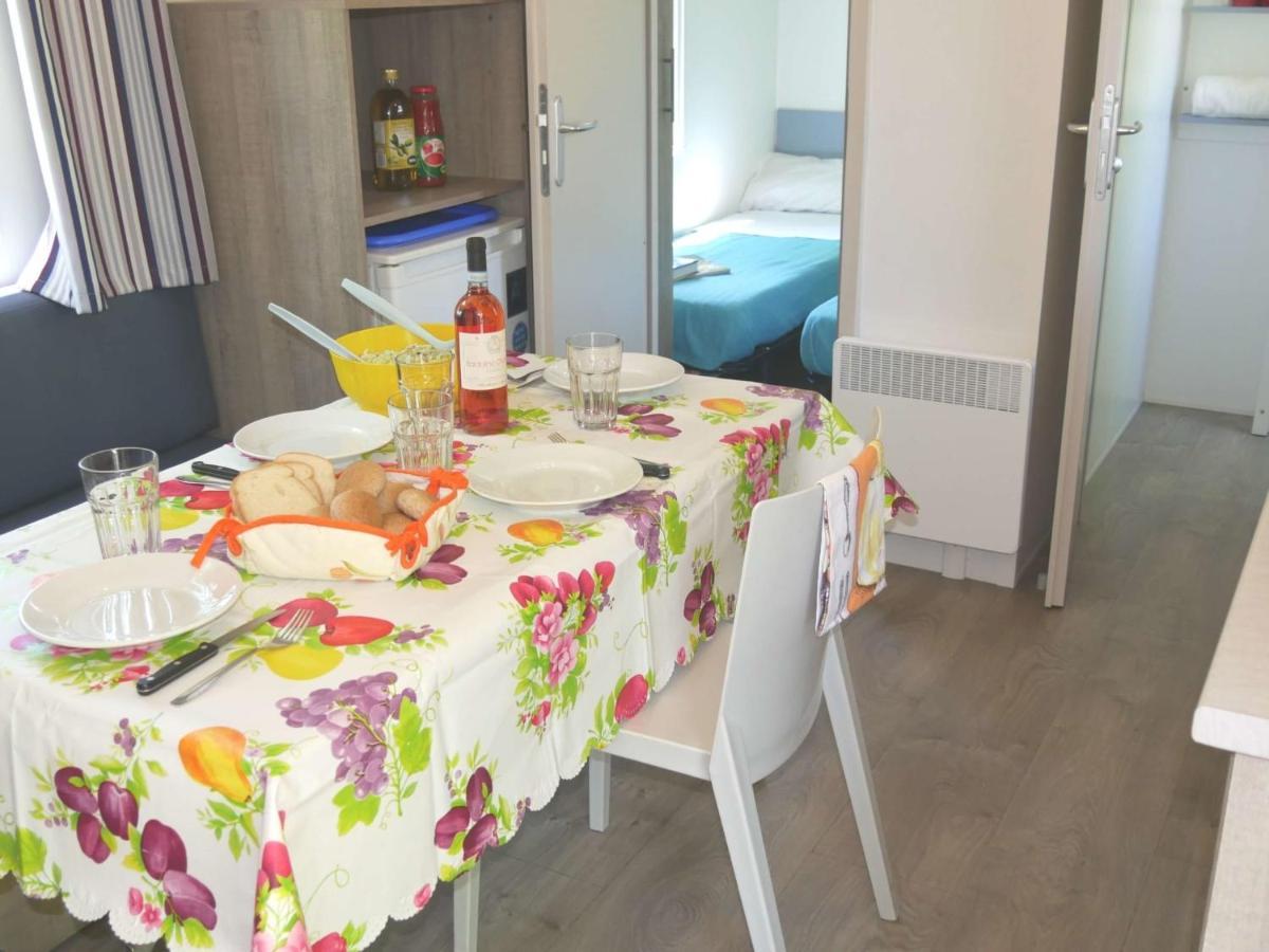 Holiday Home Balatontourist Fuered-3 By Interhome 巴拉顿菲赖德 外观 照片