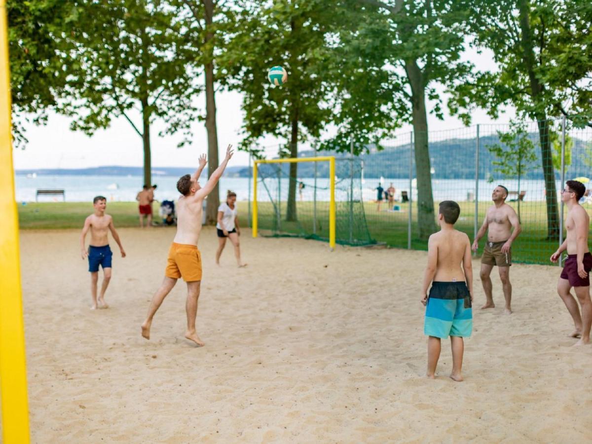 Holiday Home Balatontourist Fuered-3 By Interhome 巴拉顿菲赖德 外观 照片